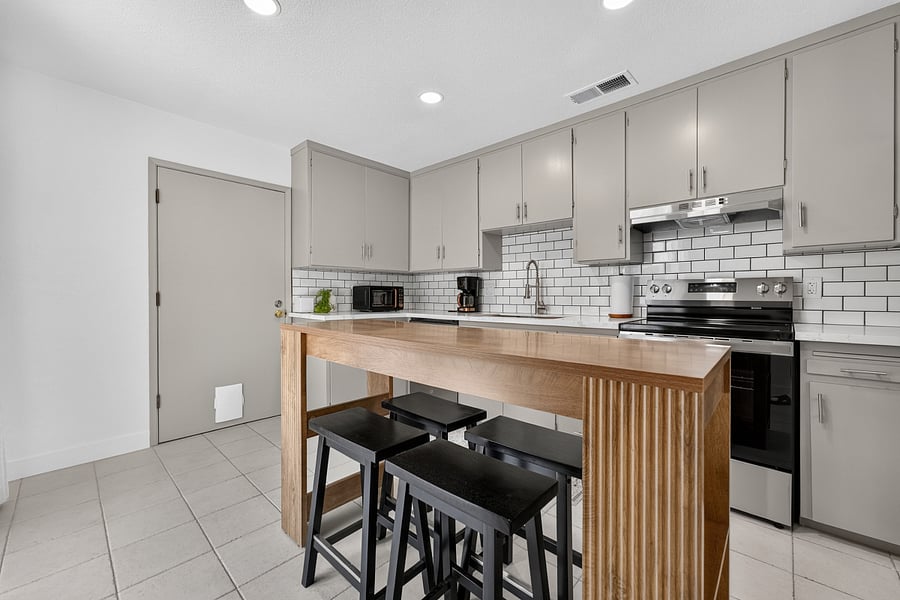 Furnished Finder property 1021351_1 photo 8