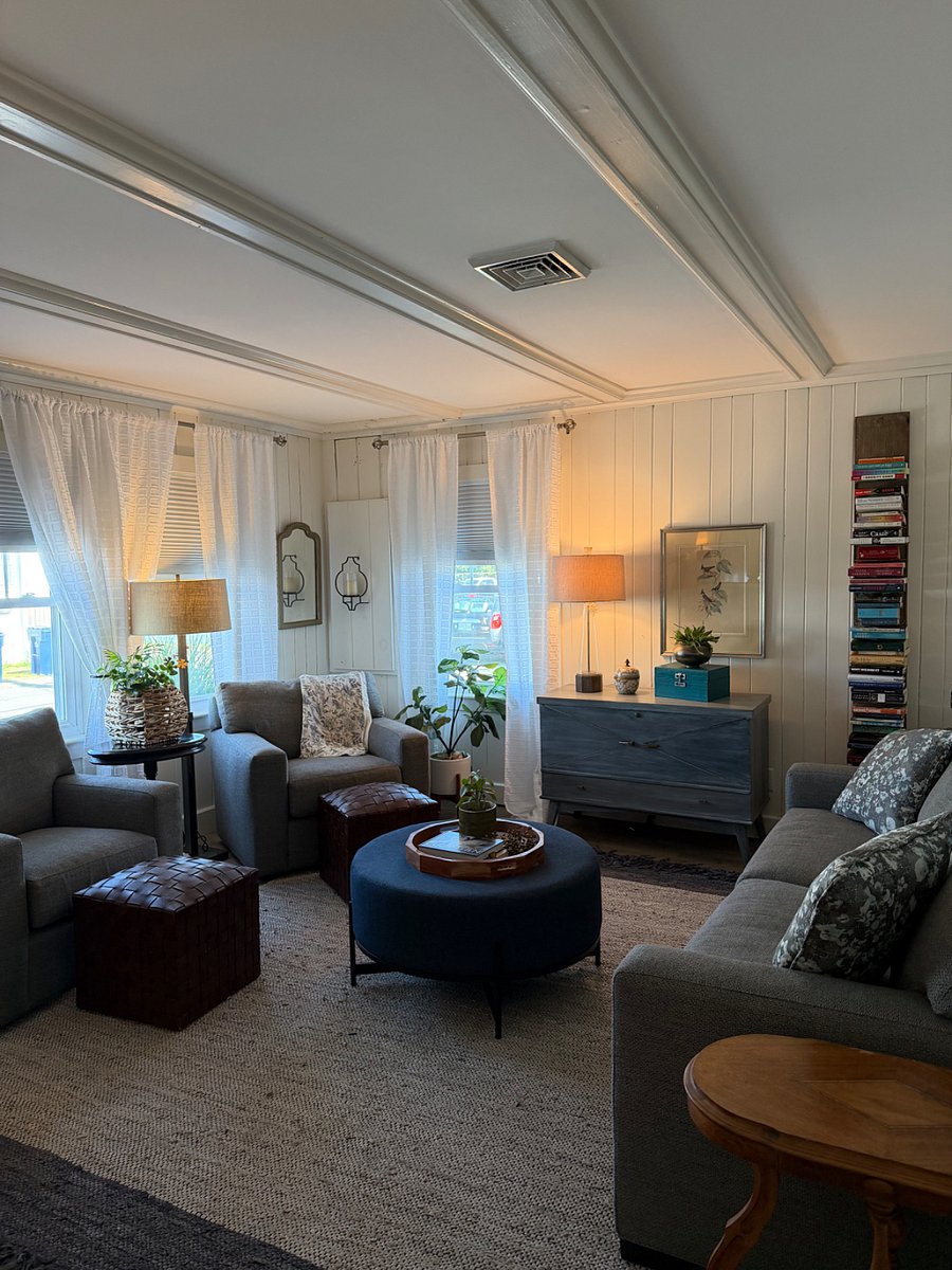 Furnished Finder property 1021352_1 photo 3