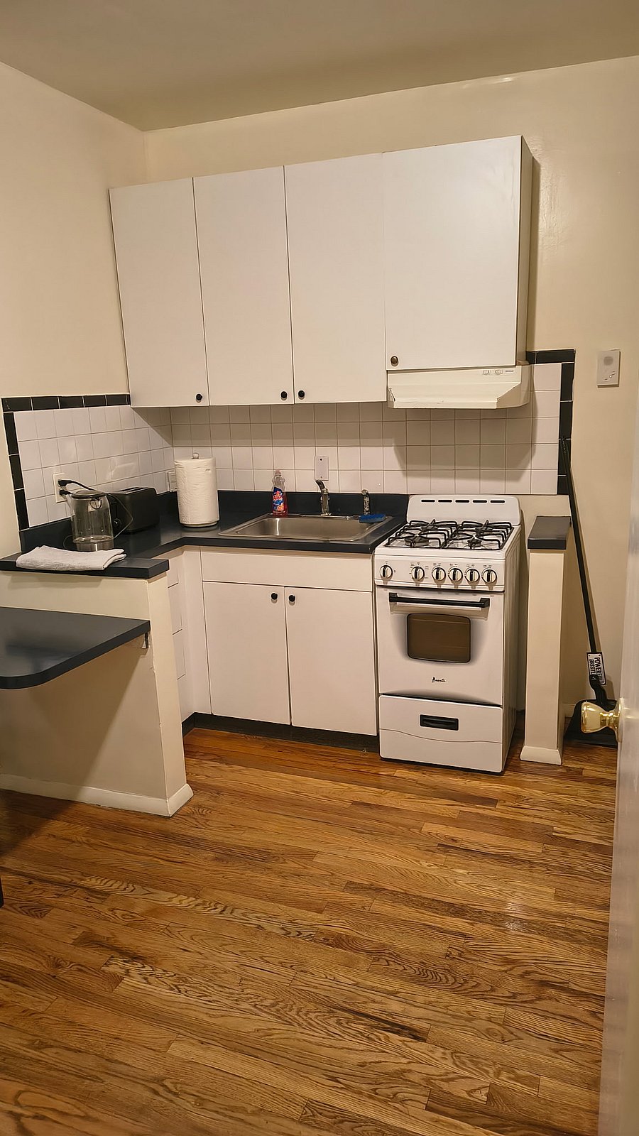 Furnished Finder property 1021360_2 photo 7