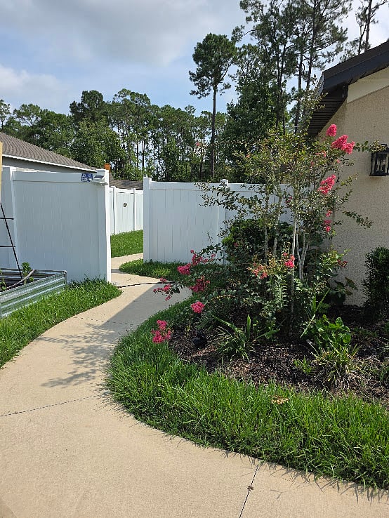 This is your walk to your front foor.