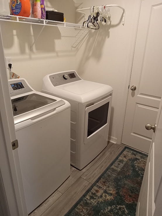 Rotating laundry availability for your choice 9f which 2 days/wk.