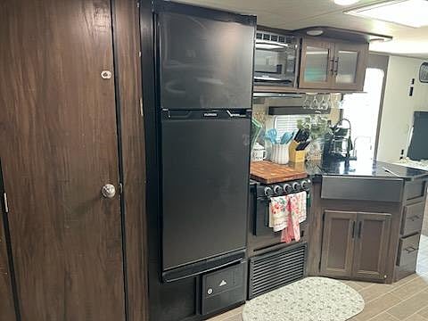 Furnished Finder property 1021400_1 photo 3