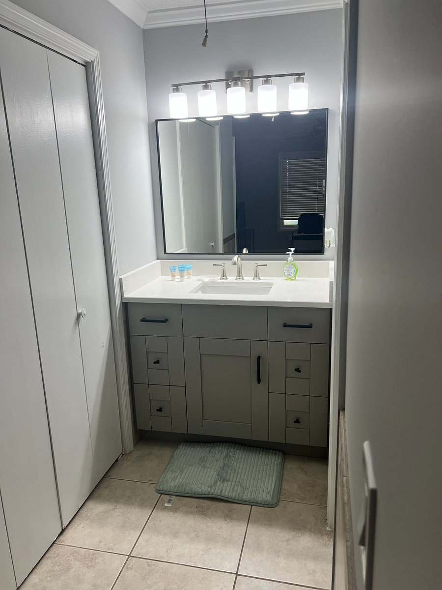 Furnished Finder property 1021427_1 photo 25