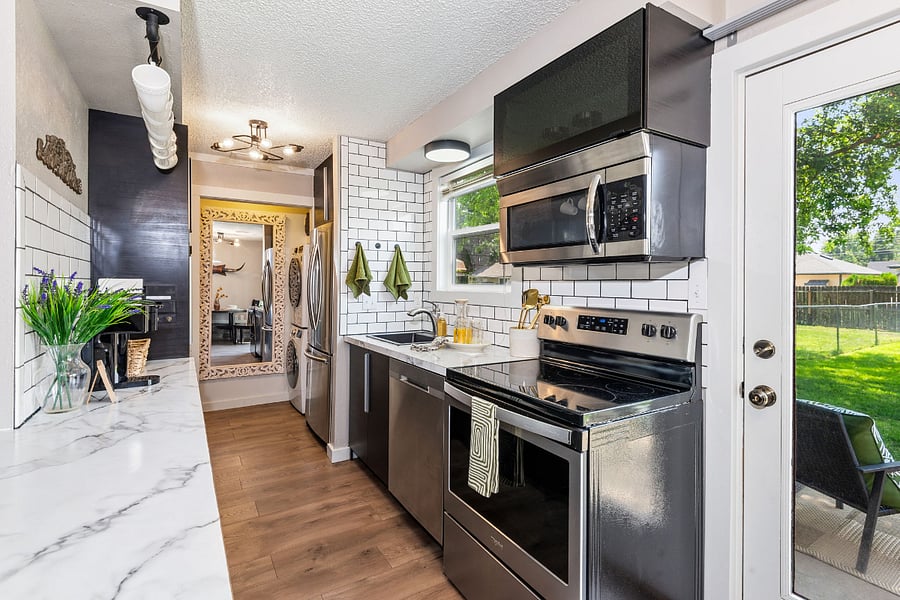 Furnished Finder property 1021437_1 photo 2