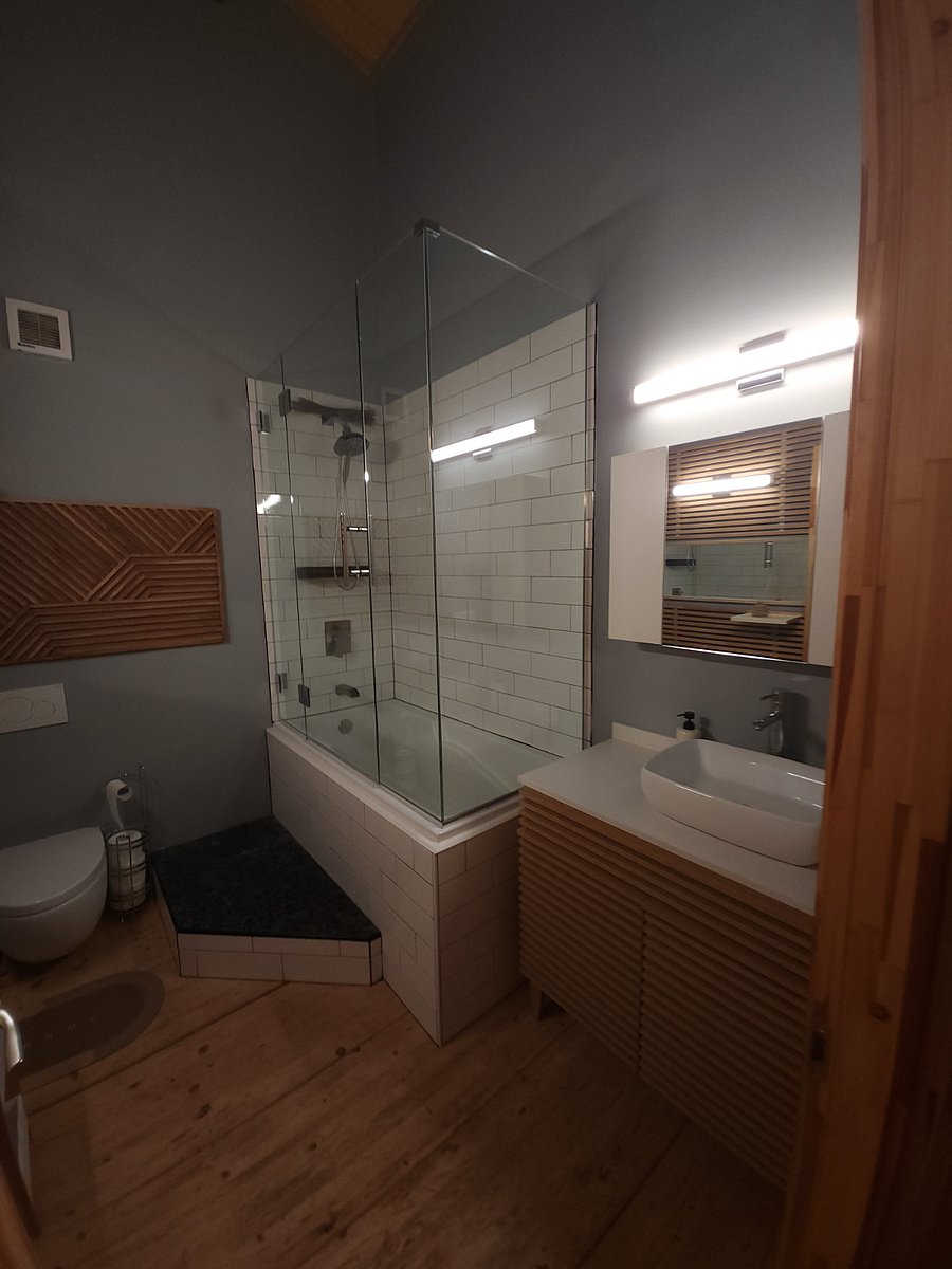 Furnished Finder property 1021438_1 photo 3