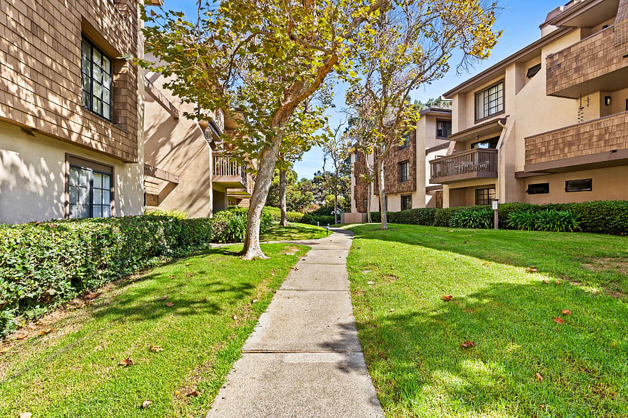 Furnished Finder property 1021443_1 photo 11