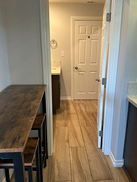 Furnished Finder property 1021447_1 photo 8