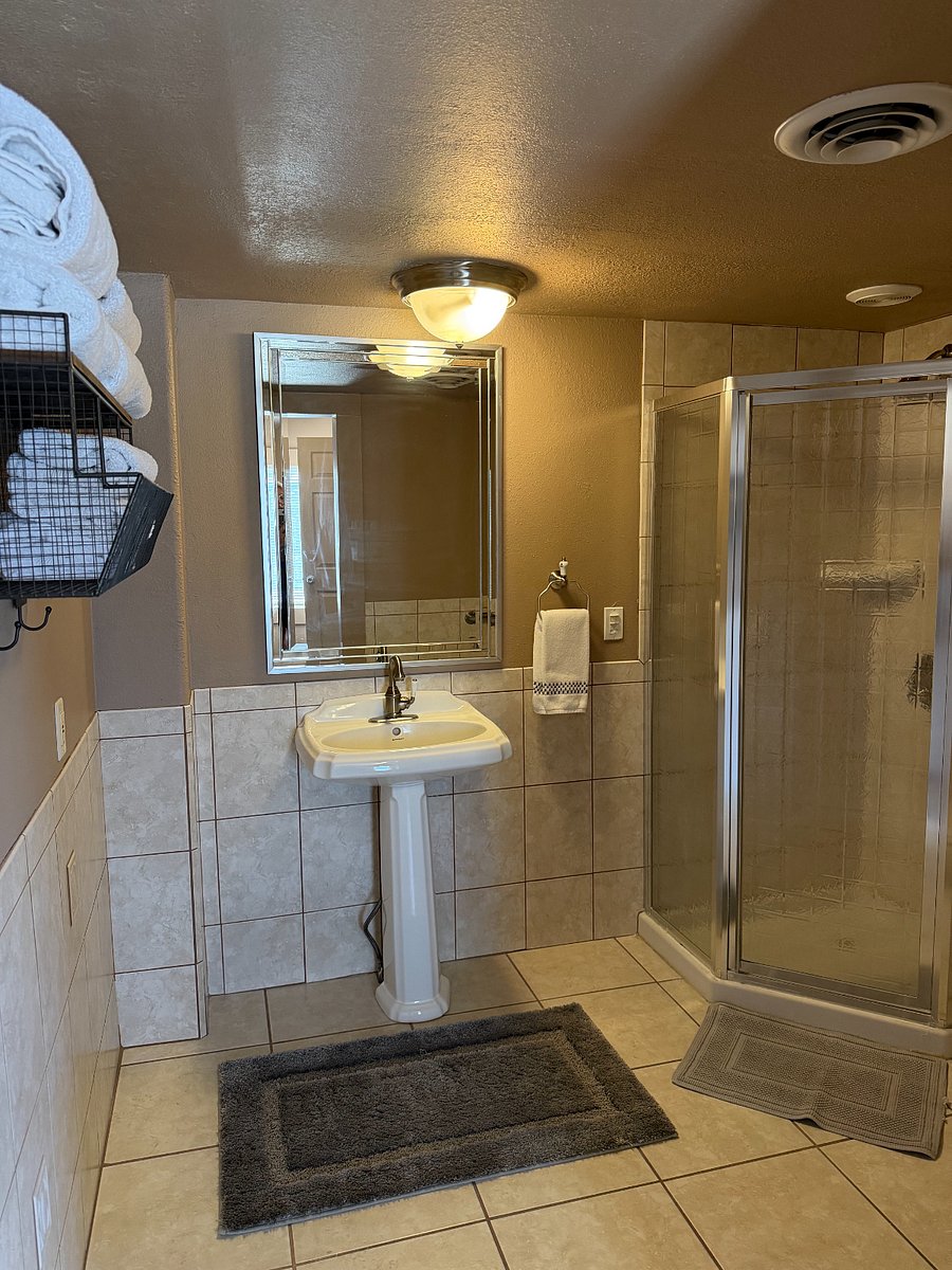 Furnished Finder property 1021460_1 photo 12