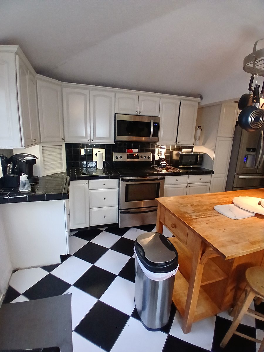 Furnished Finder property 1021462_1 photo 9