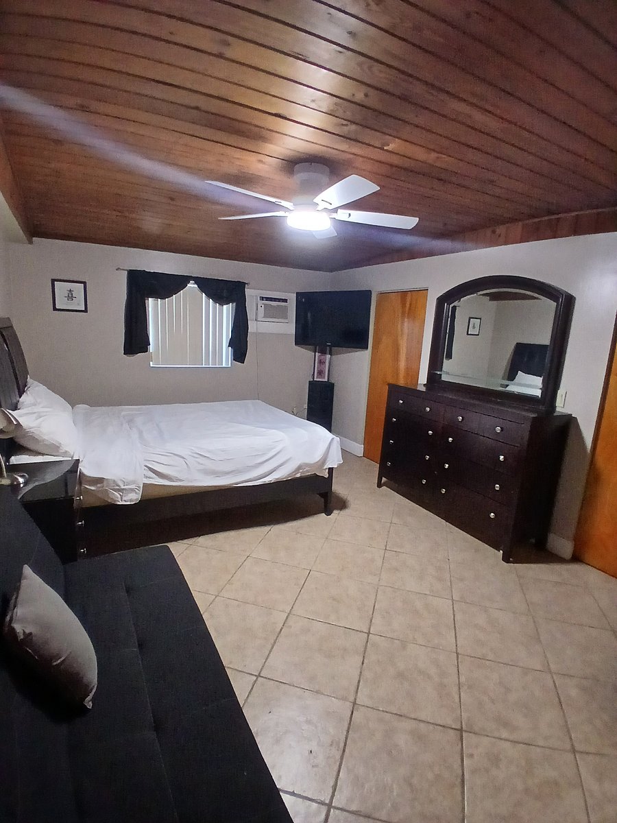 Furnished Finder property 1021462_1 photo 14