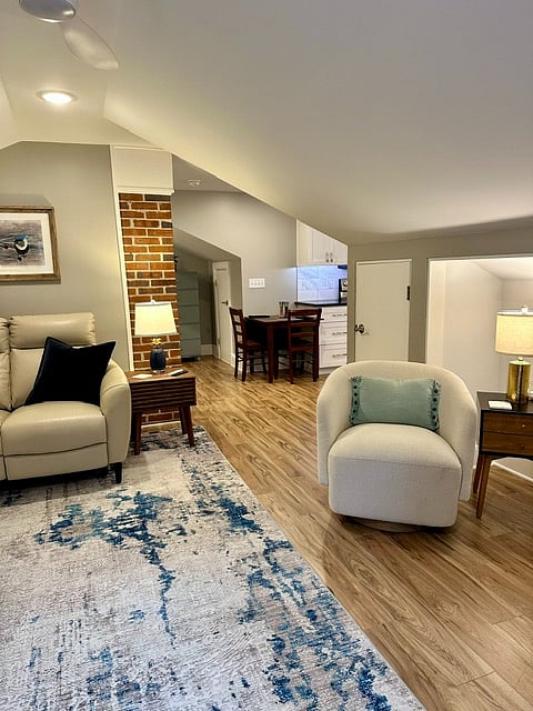 Furnished Finder property 1021481_1 photo 3
