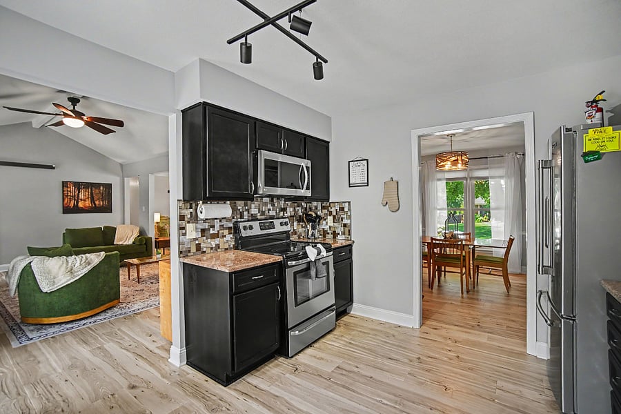 Furnished Finder property 1021495_1 photo 10