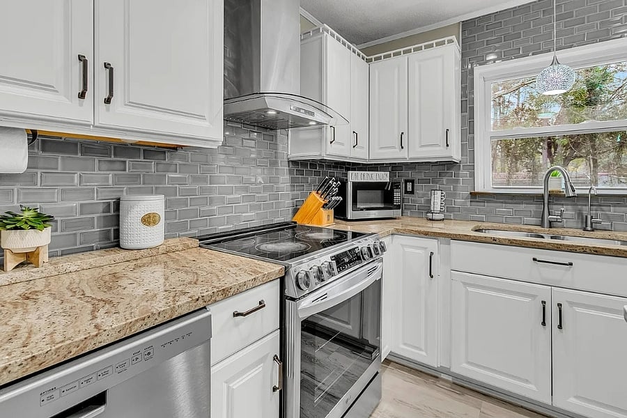 Furnished Finder property 1021508_1 photo 10