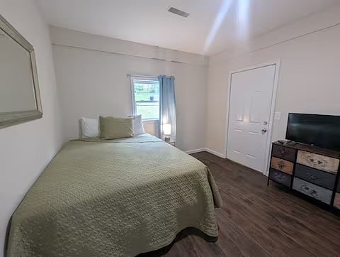 Furnished Finder property 1021526_1 photo 17