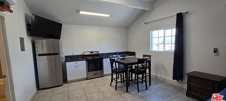 Furnished Finder property 1021534_1 photo 1