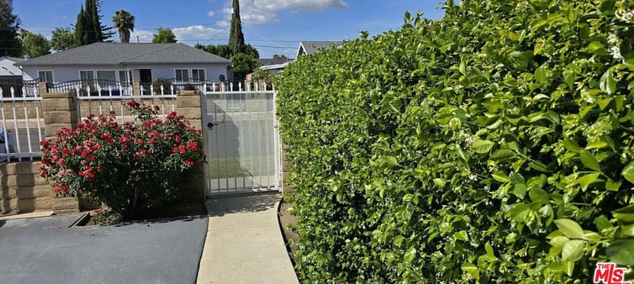 Furnished Finder property 1021534_1 photo 4