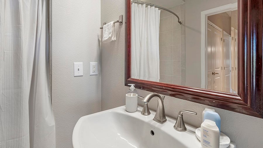Furnished Finder property 1021558_3 photo 24