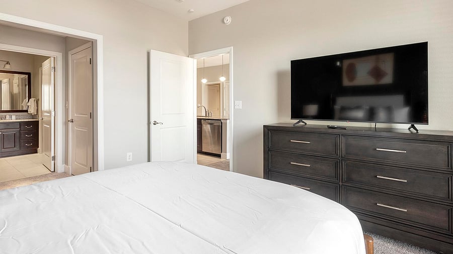 Furnished Finder property 1021558_3 photo 13
