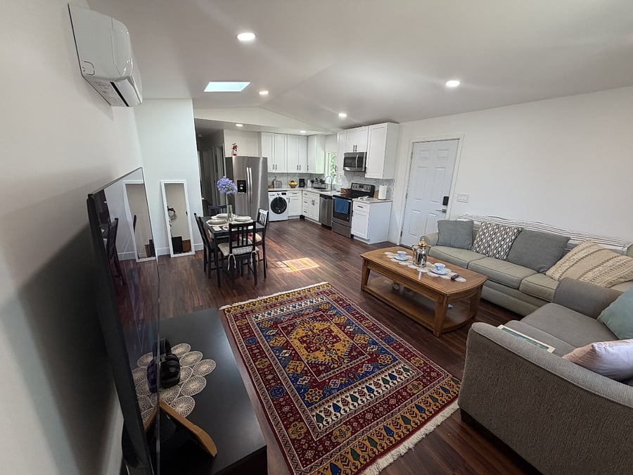 Living Room / Kitchen