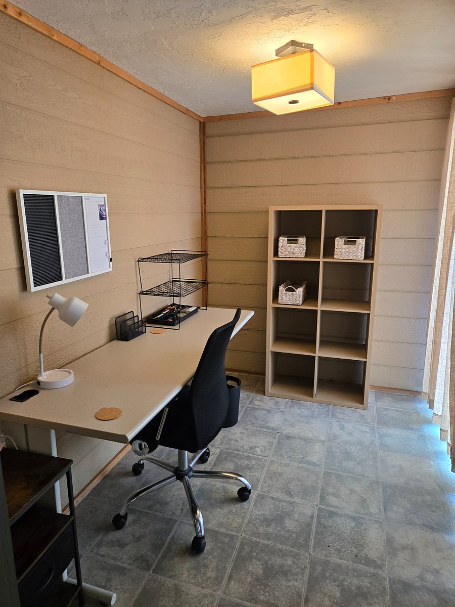 Office/work space