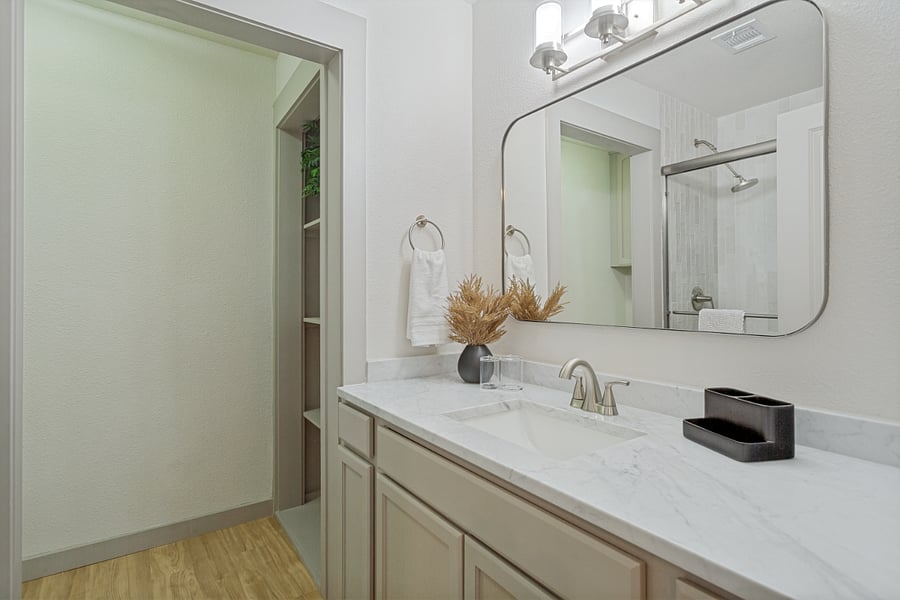 Furnished Finder property 1021642_1 photo 7