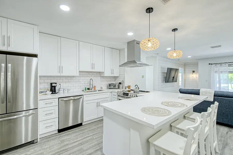 Furnished Finder property 1021669_1 photo 3
