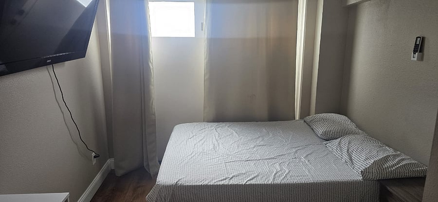 Furnished Finder property 1021671_1 photo 36