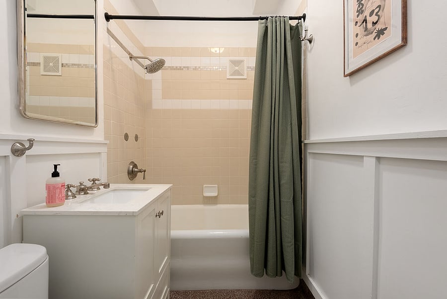 Furnished Finder property 1021673_1 photo 32