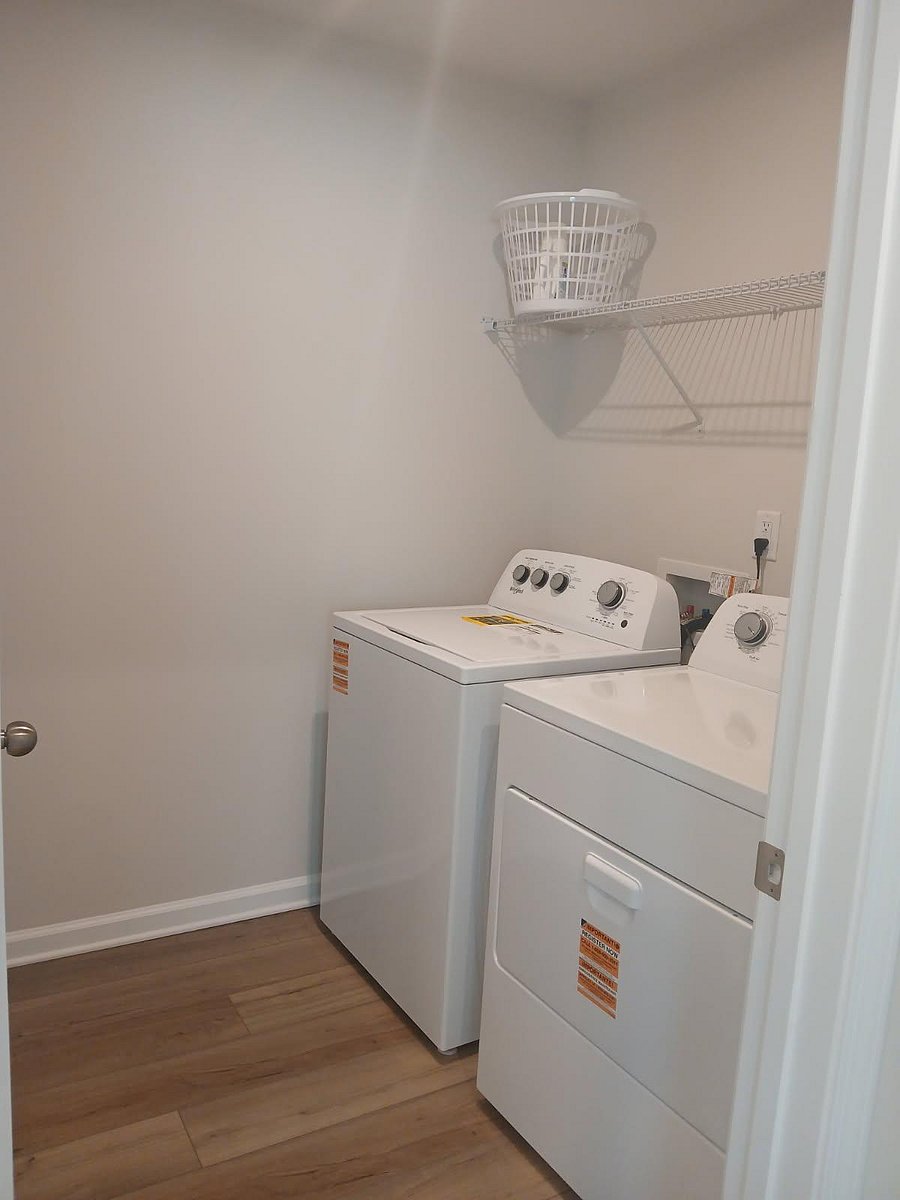 Furnished Finder property 1021675_1 photo 14