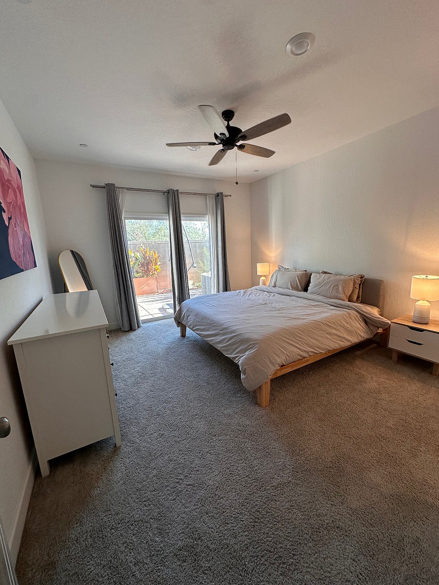 Master bedroom with King Bed