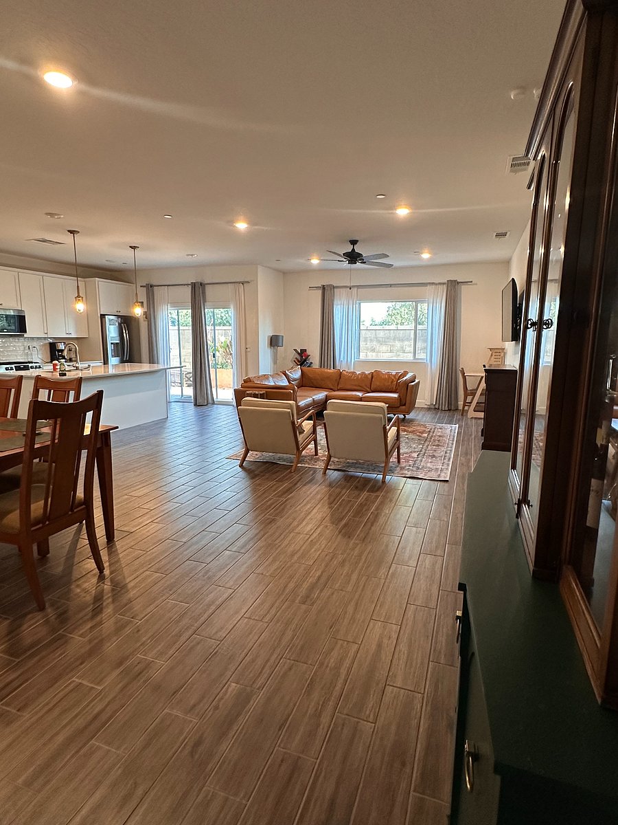 Furnished Finder property 1021682_1 photo 3