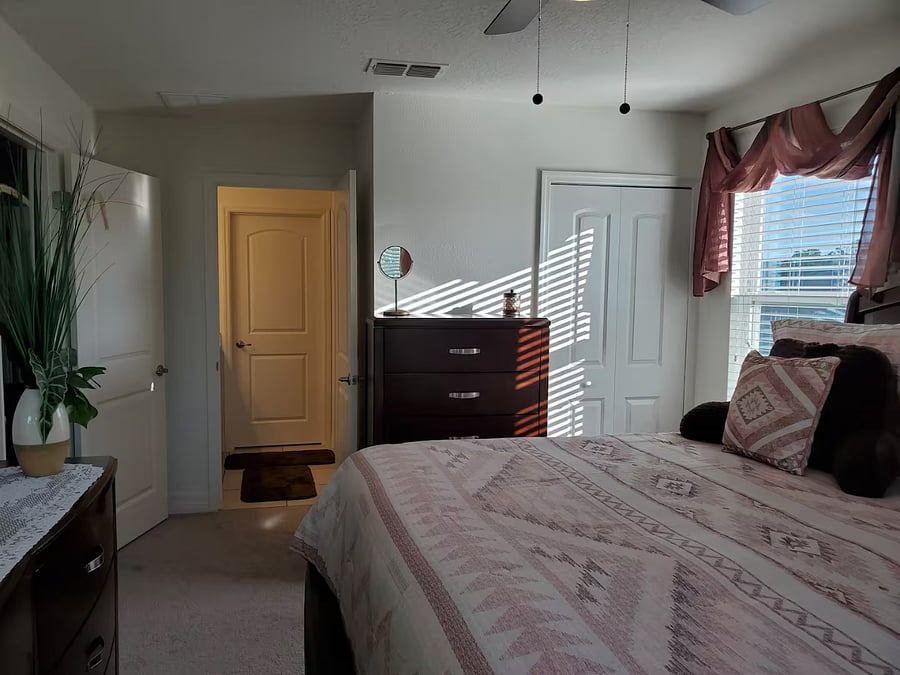 Furnished Finder property 1021685_2 photo 4