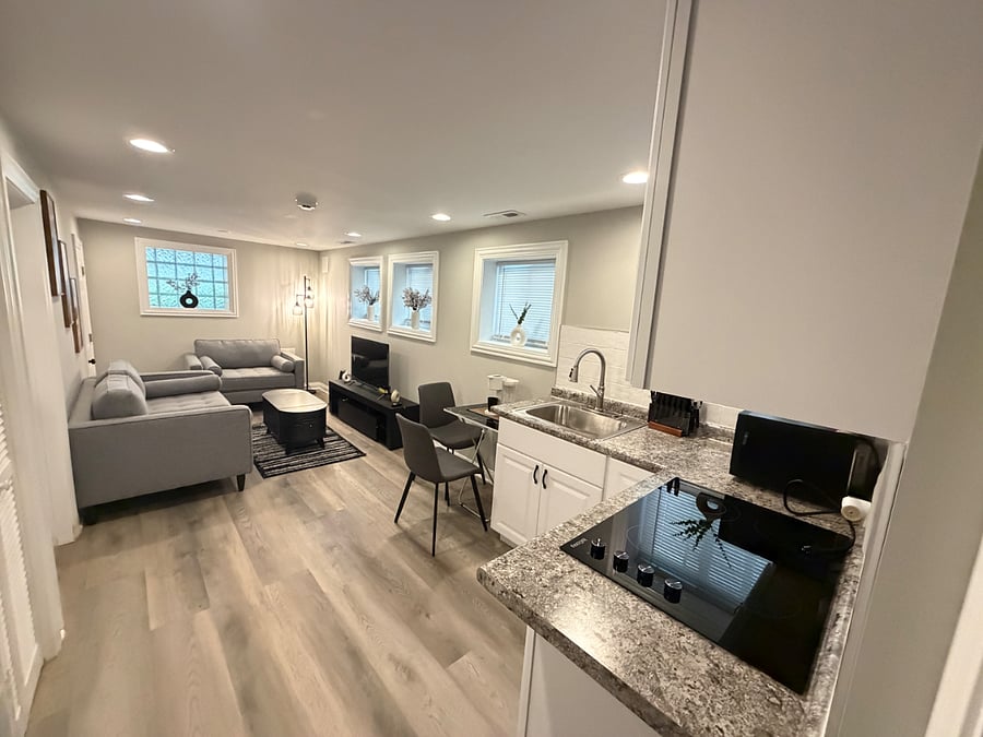 Furnished Finder property 1021689_1 photo 2
