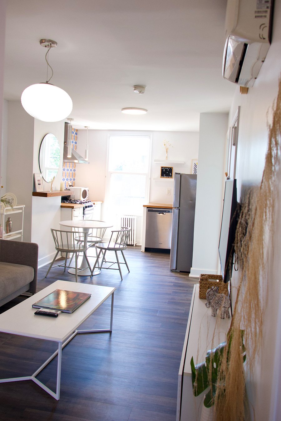 Dining/Kitchen area