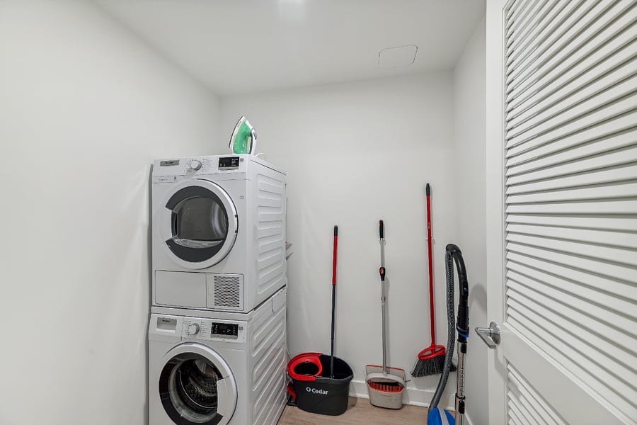 Furnished Finder property 1021721_1 photo 5