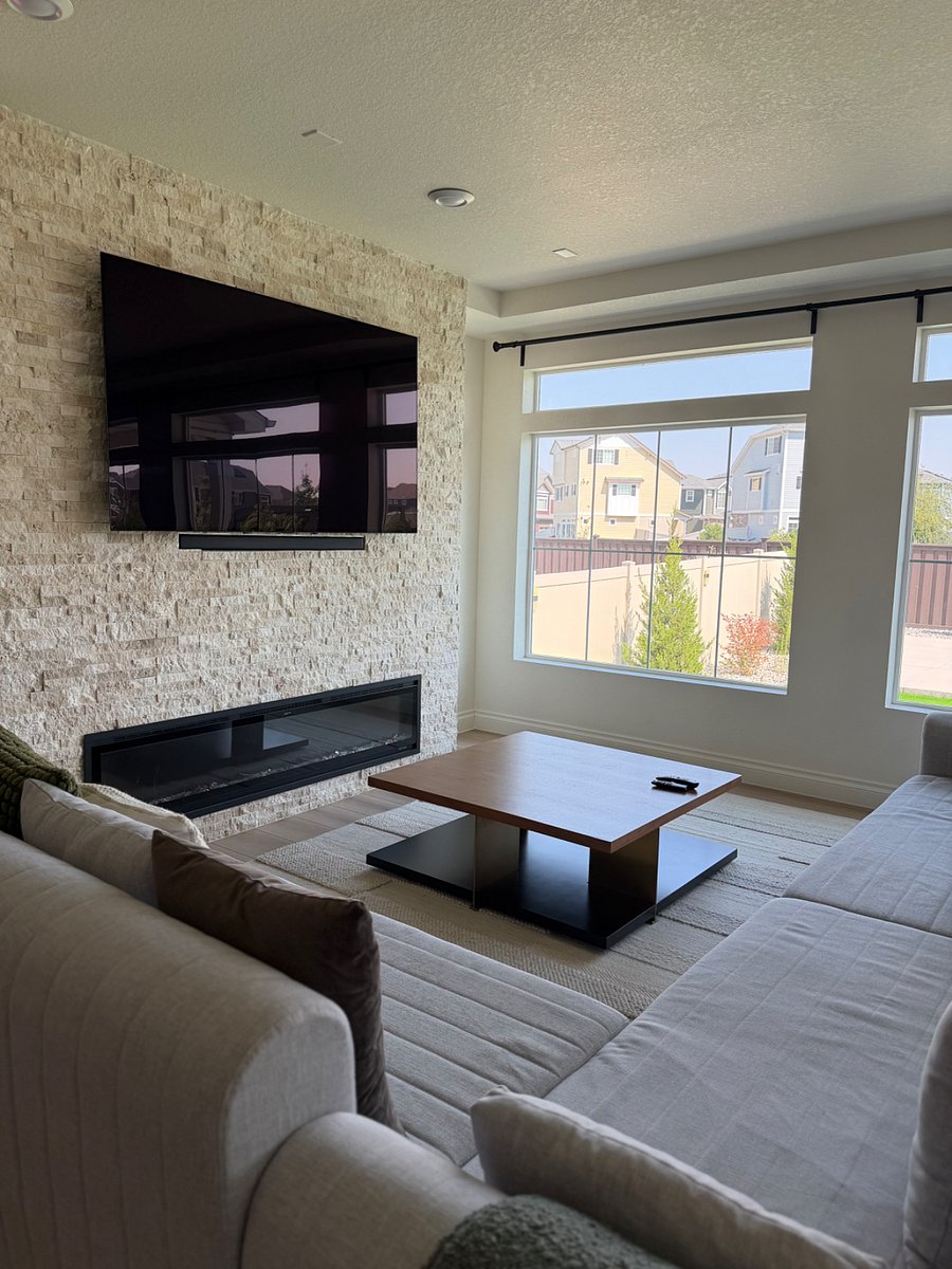 Furnished Finder property 1021722_1 photo 1