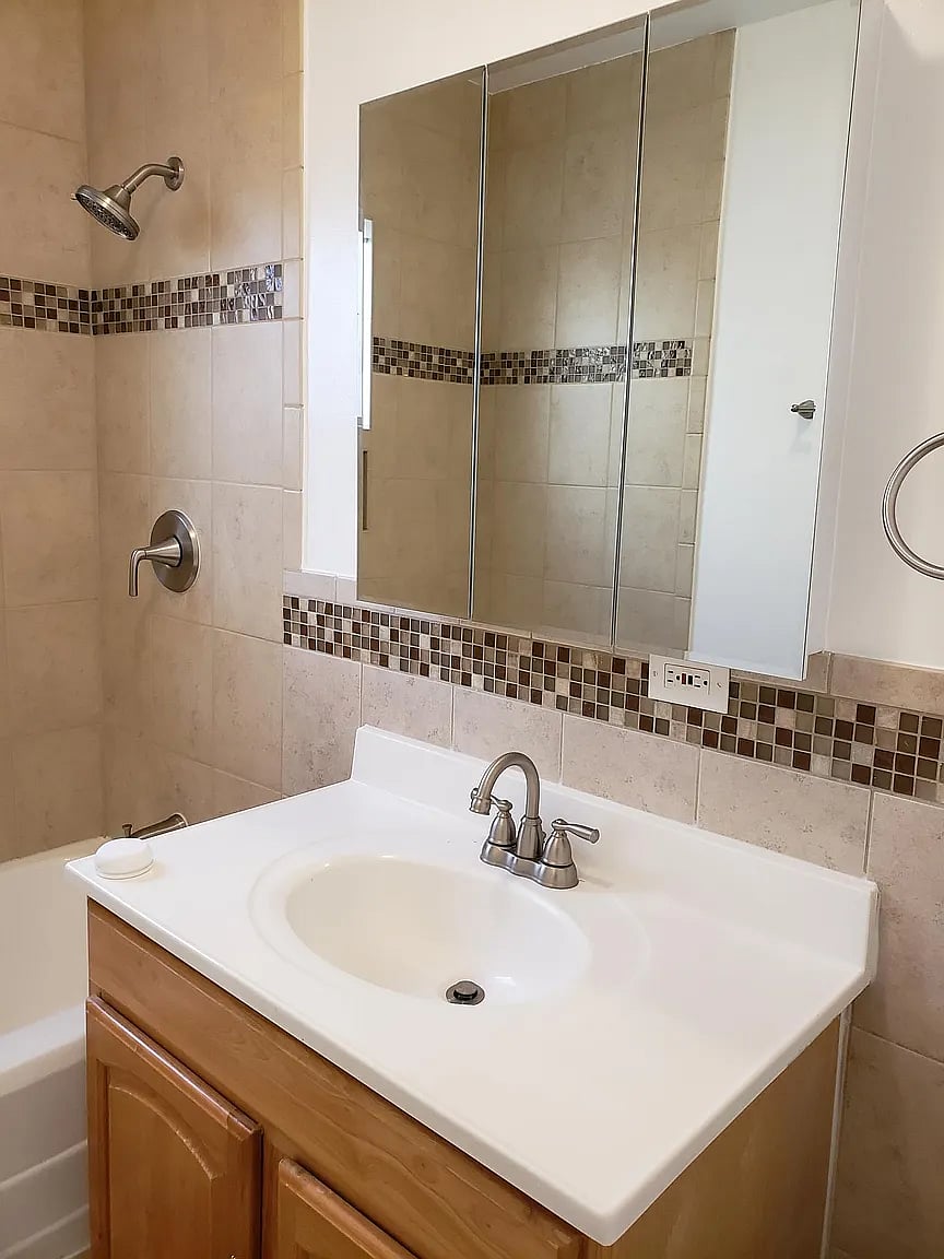 Furnished Finder property 1021728_1 photo 27