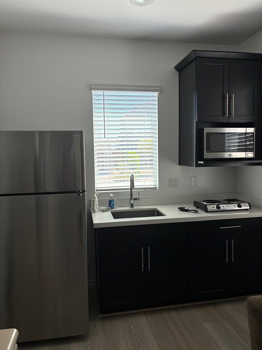 Furnished Finder property 1021731_1 photo 3