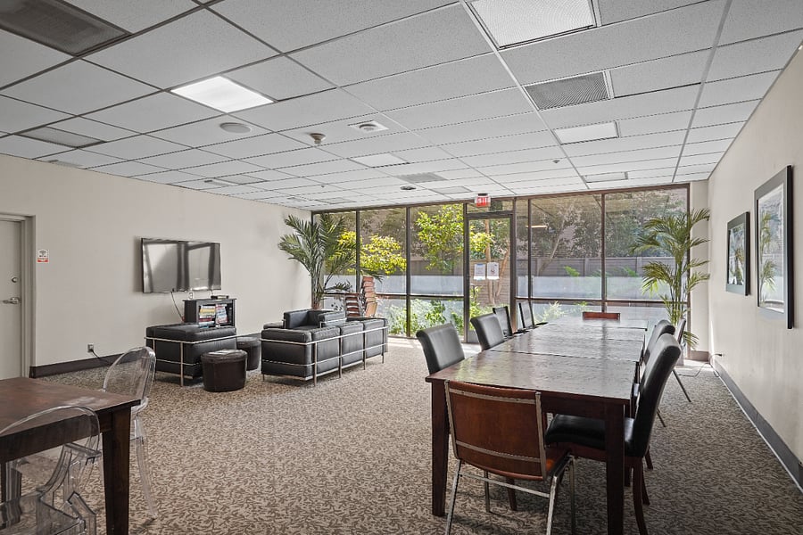 Furnished Finder property 1021757_1 photo 29