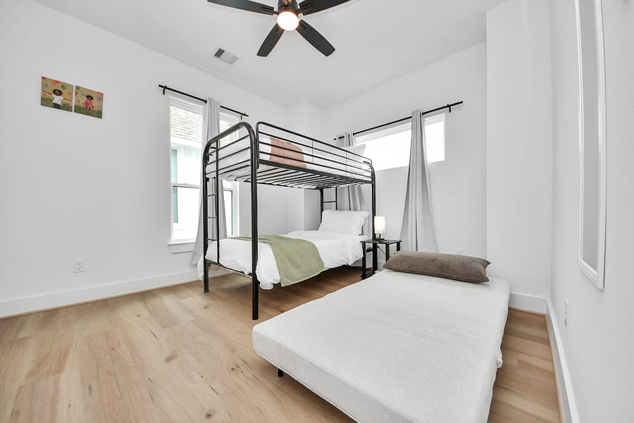 Furnished Finder property 1021794_1 photo 43
