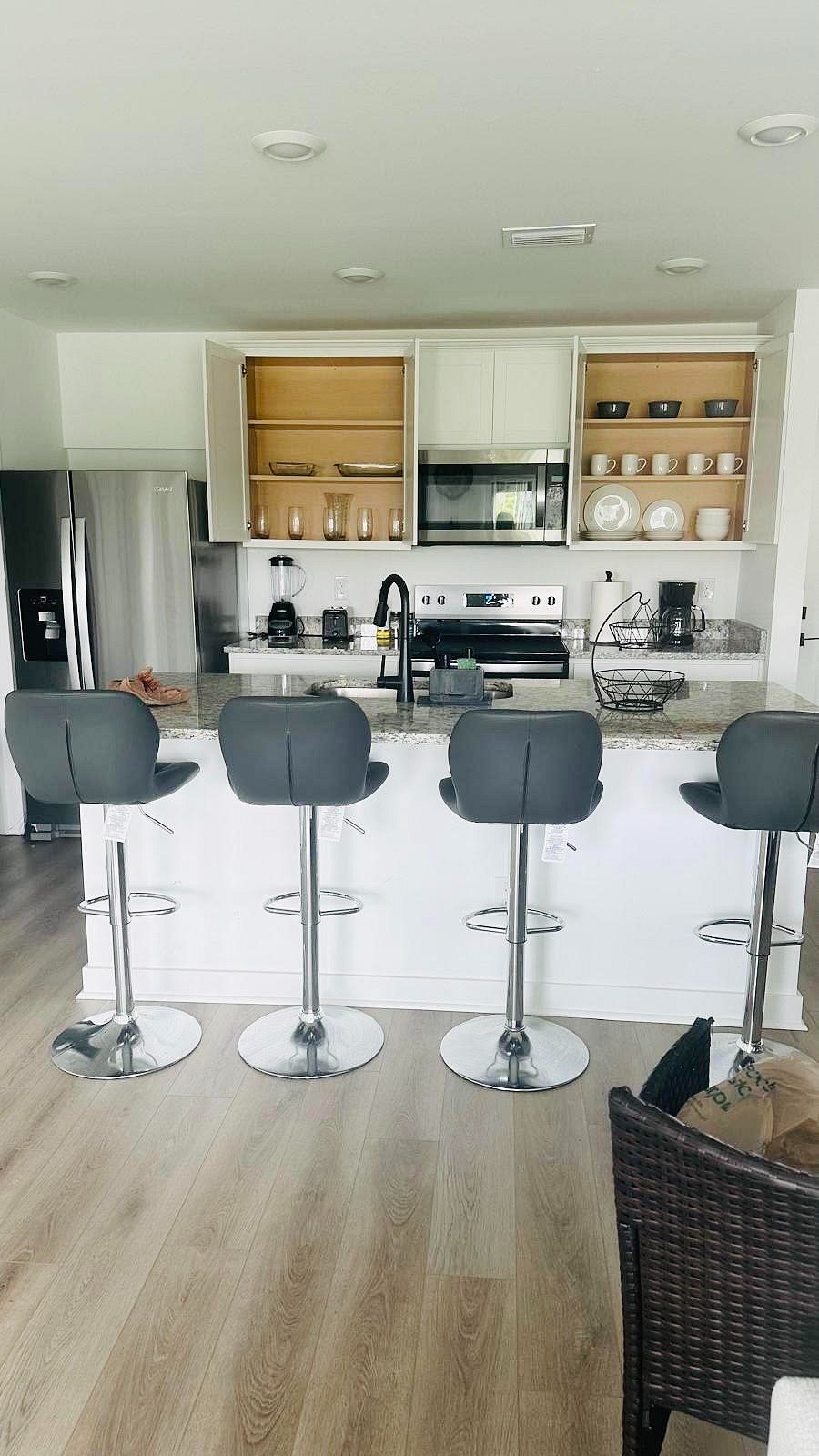 Furnished Finder property 1021799_1 photo 32