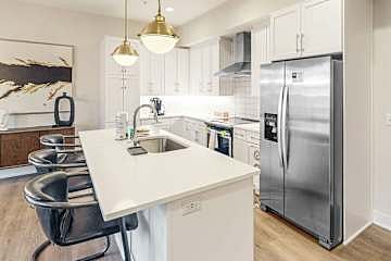 Furnished Finder property 1021803_1 photo 3