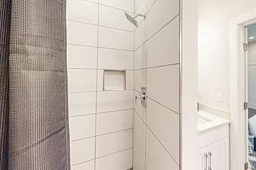 Furnished Finder property 1021803_1 photo 18