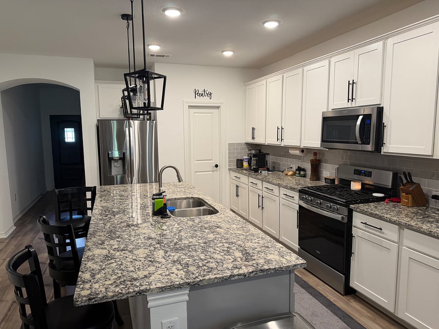 Furnished Finder property 1021804_1 photo 2