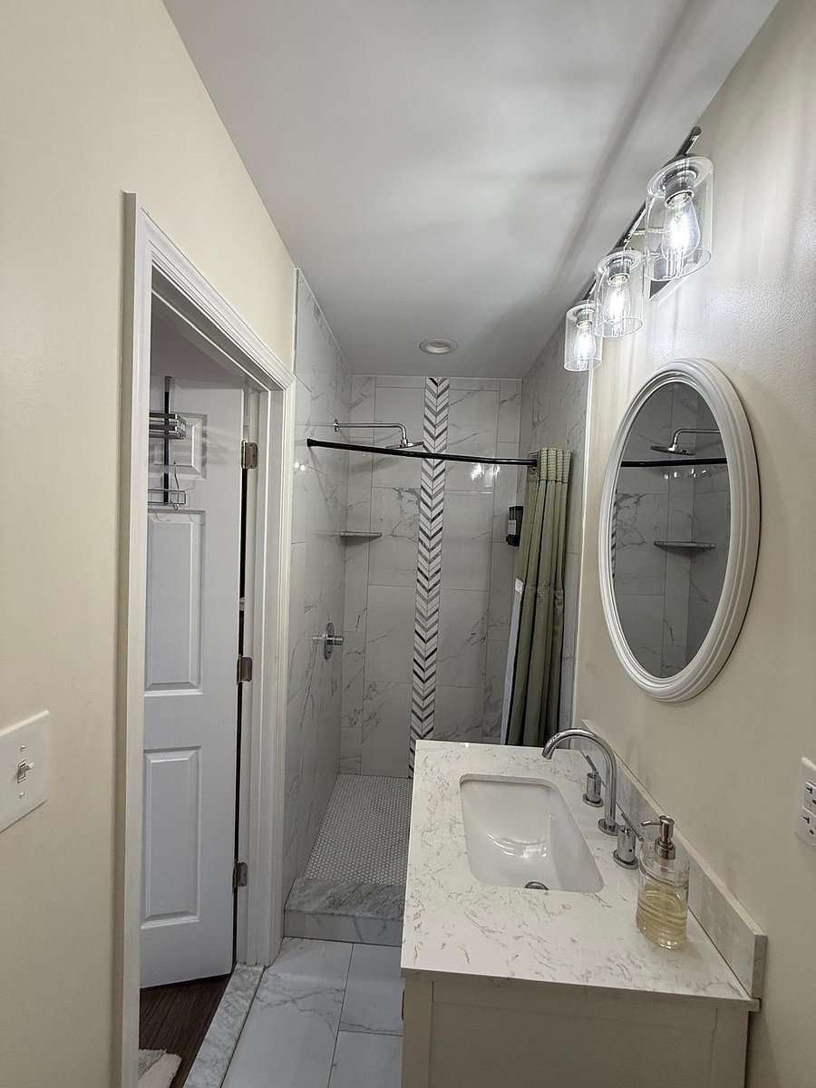 Private Master Bathroom