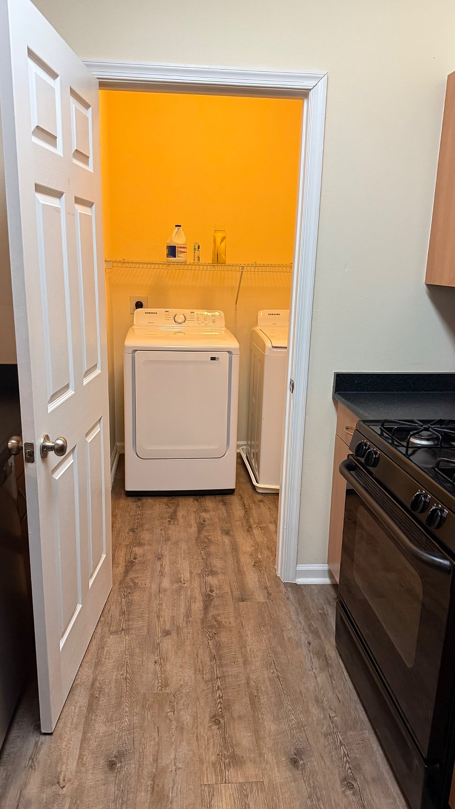 Furnished Finder property 1021810_1 photo 8