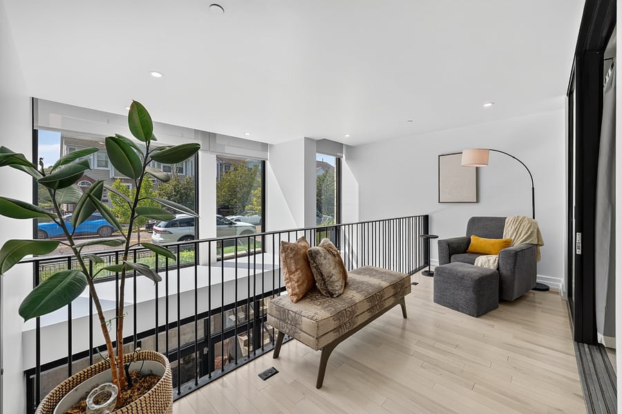Loft flex space off master bedroom