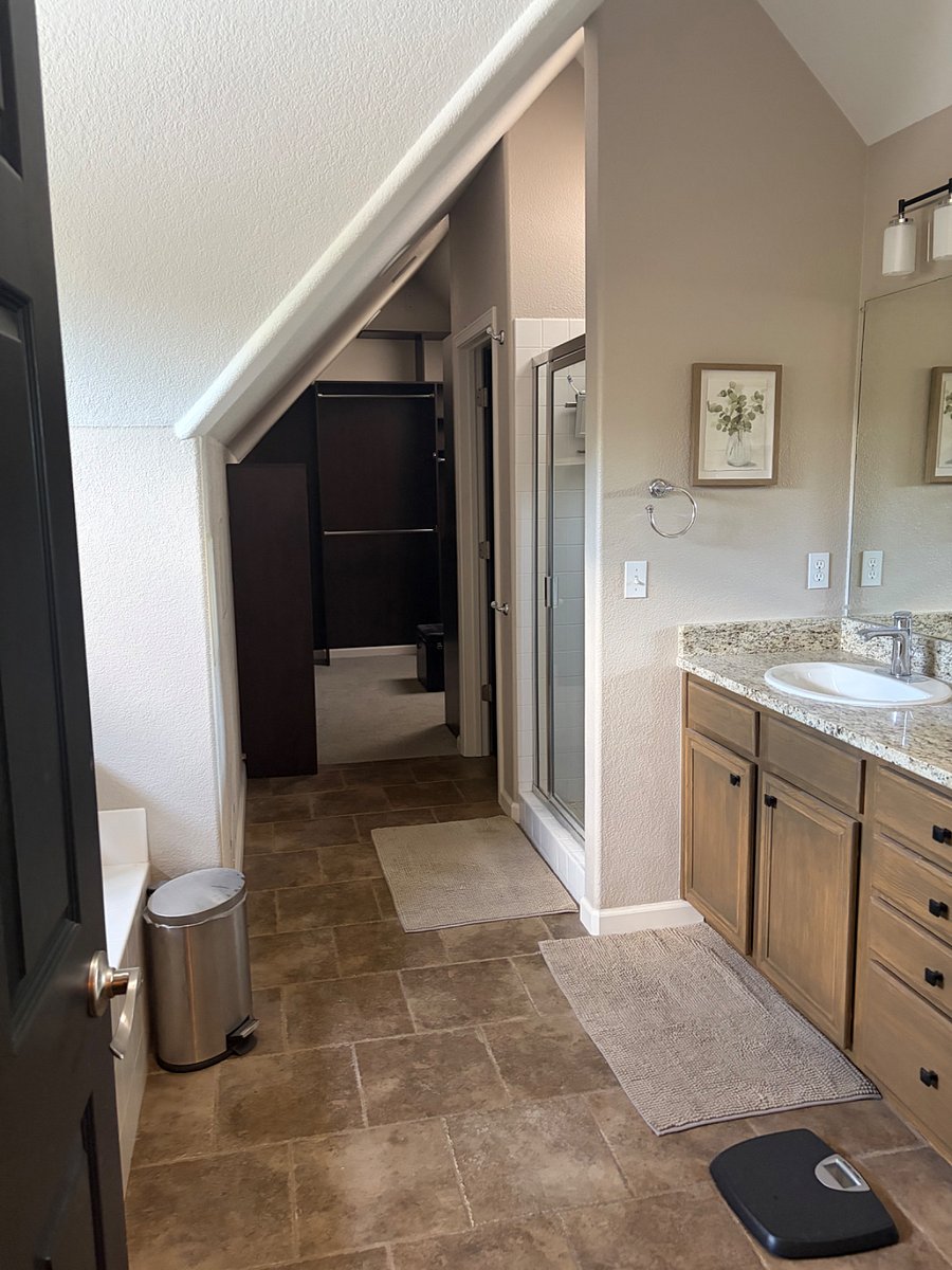 Furnished Finder property 1021839_1 photo 16