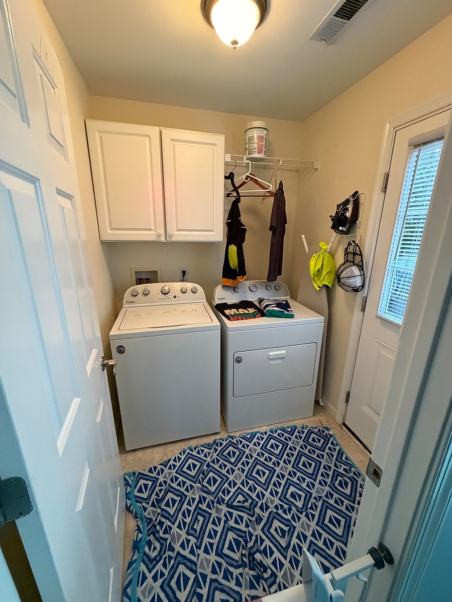 Furnished Finder property 1021854_1 photo 3