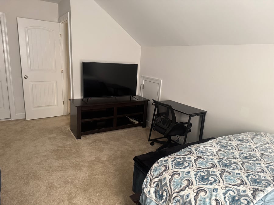 Furnished Finder property 1021877_1 photo 3